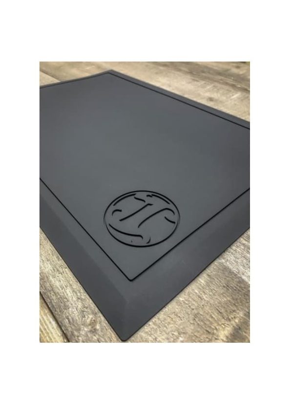 Irving Barber Company Work Station Mat - Tapered - Image 6