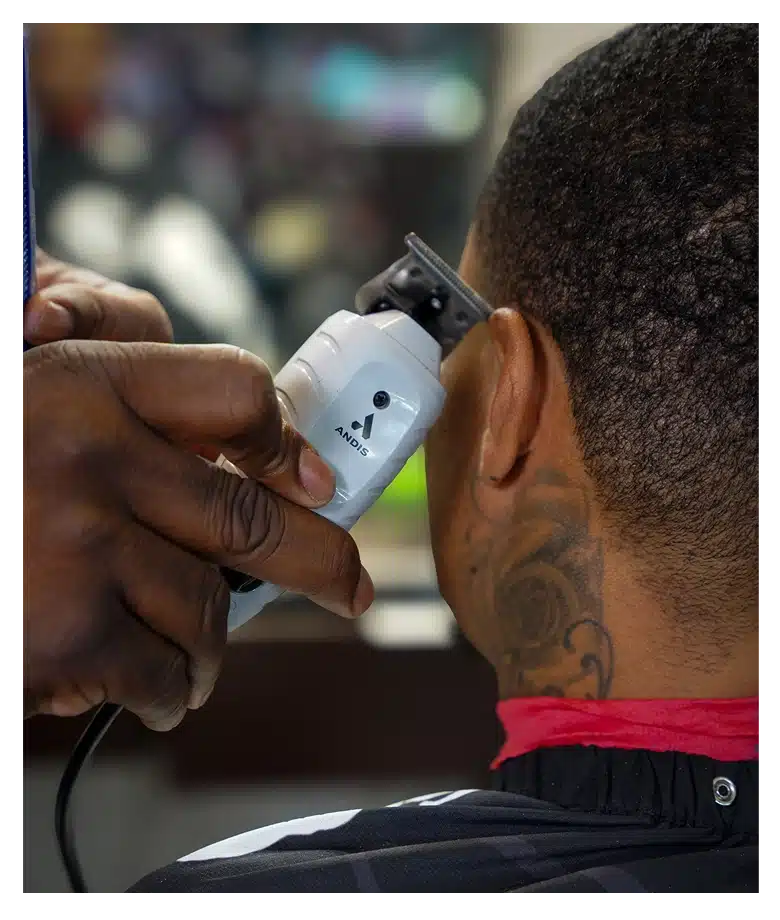 Andis T-Outliner G2 #563719 - Around Ear View