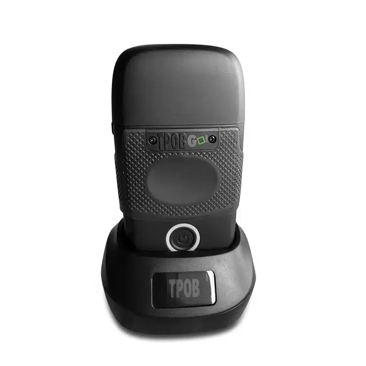 TPOB Go Shaver Black Edition - On Charging Stand